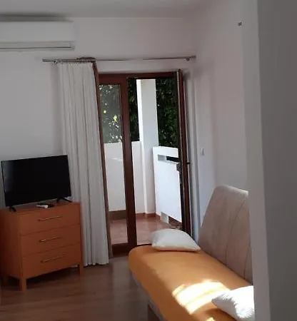 Ferienwohnung Apartman Paola Malinska Exterior foto